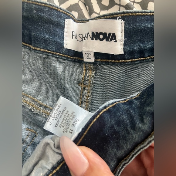 Women’s flare jeans - Picture 4 of 5